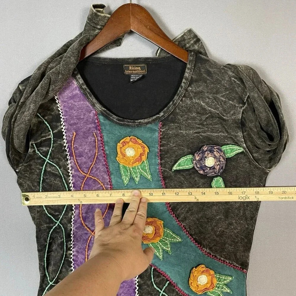 Rising International Top Size Medium M Boho Embroidered 3D Art To Wear Patchwork - Picture 13 of 16